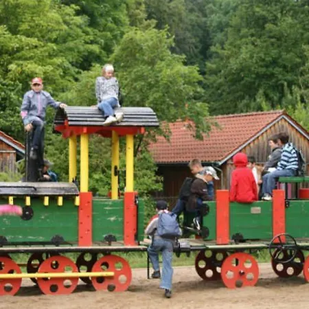 Schullandheim *