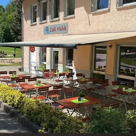 Schullandheim * Neubrandenburg